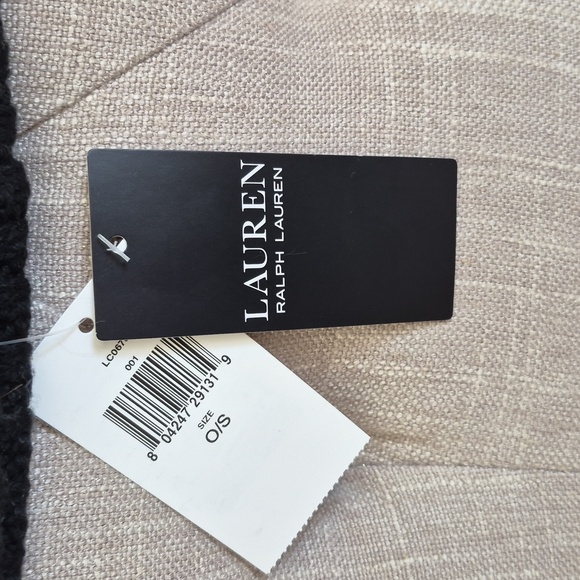 Ralph Lauren Black Knit Beanie Hat - Picture 2 of 4
